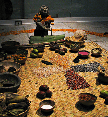 Prehispanic Altars made with Traditional Materials