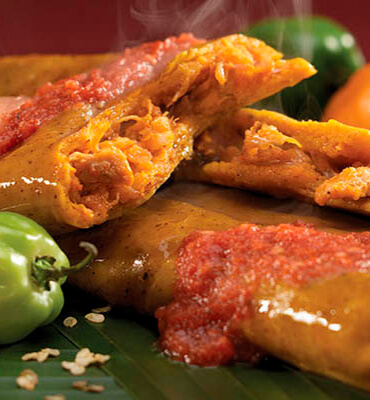 Tamales Rellenos de Yucatán